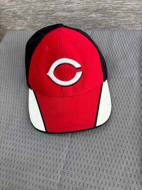 Cincinnati Reds Strapback Hat ‘47 Brand Genuine Merchandise Adjustable One Size
